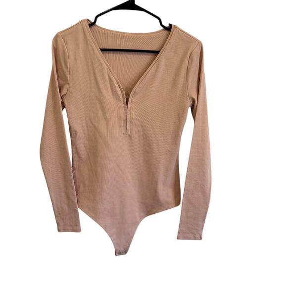 Nuuds Hook & Eye Bodysuit in Pink Ribbon Long Sleeve Size Medium - Picture 3 of 6